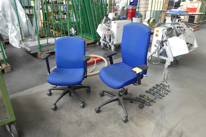 2x Bürostühle